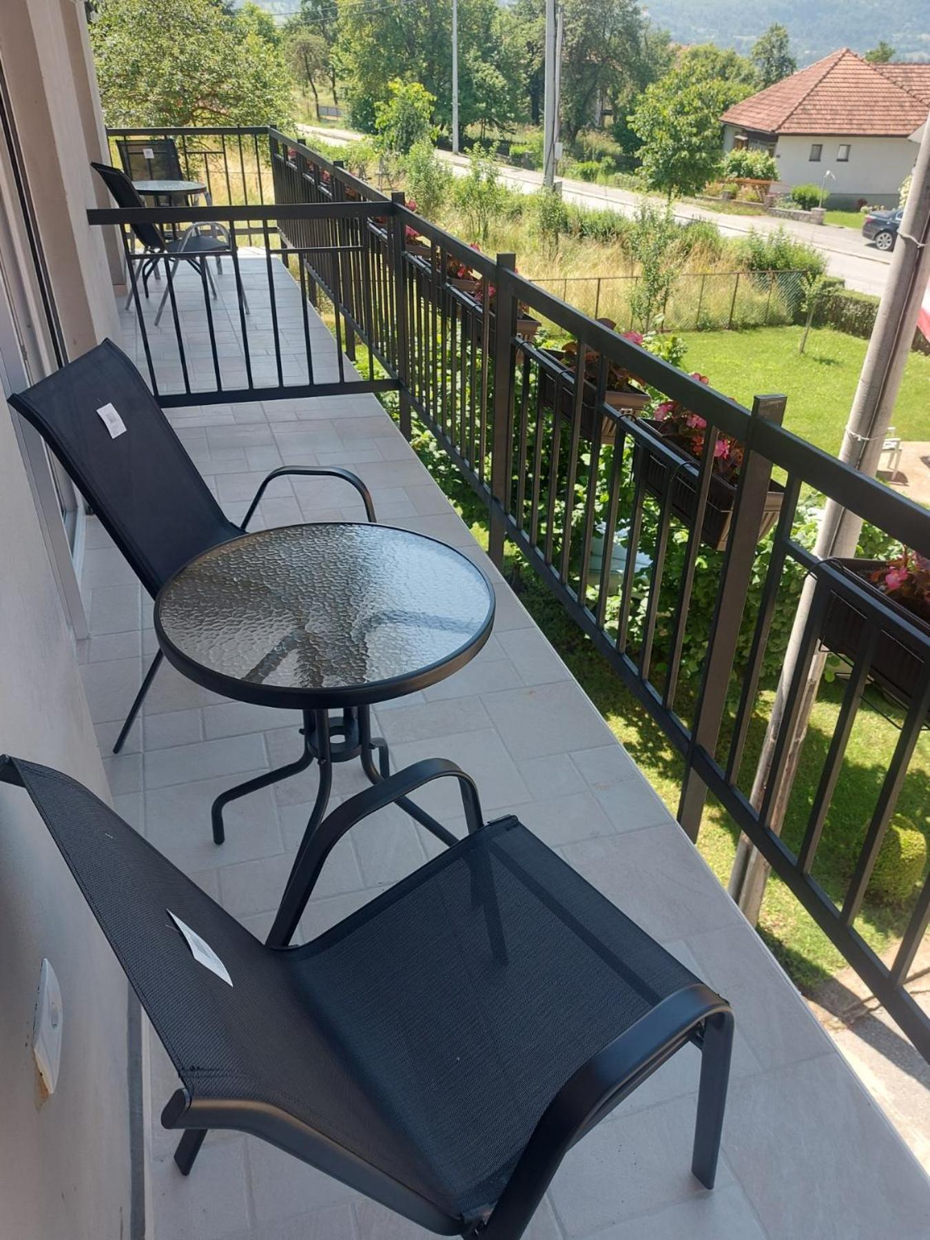 Rooms Lida & Friendly Home Плав Екстер'єр фото