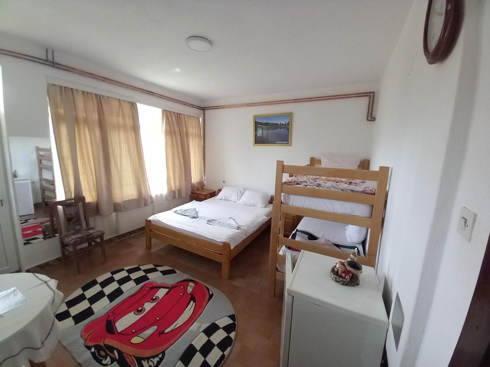 Rooms Lida & Friendly Home Плав Екстер'єр фото
