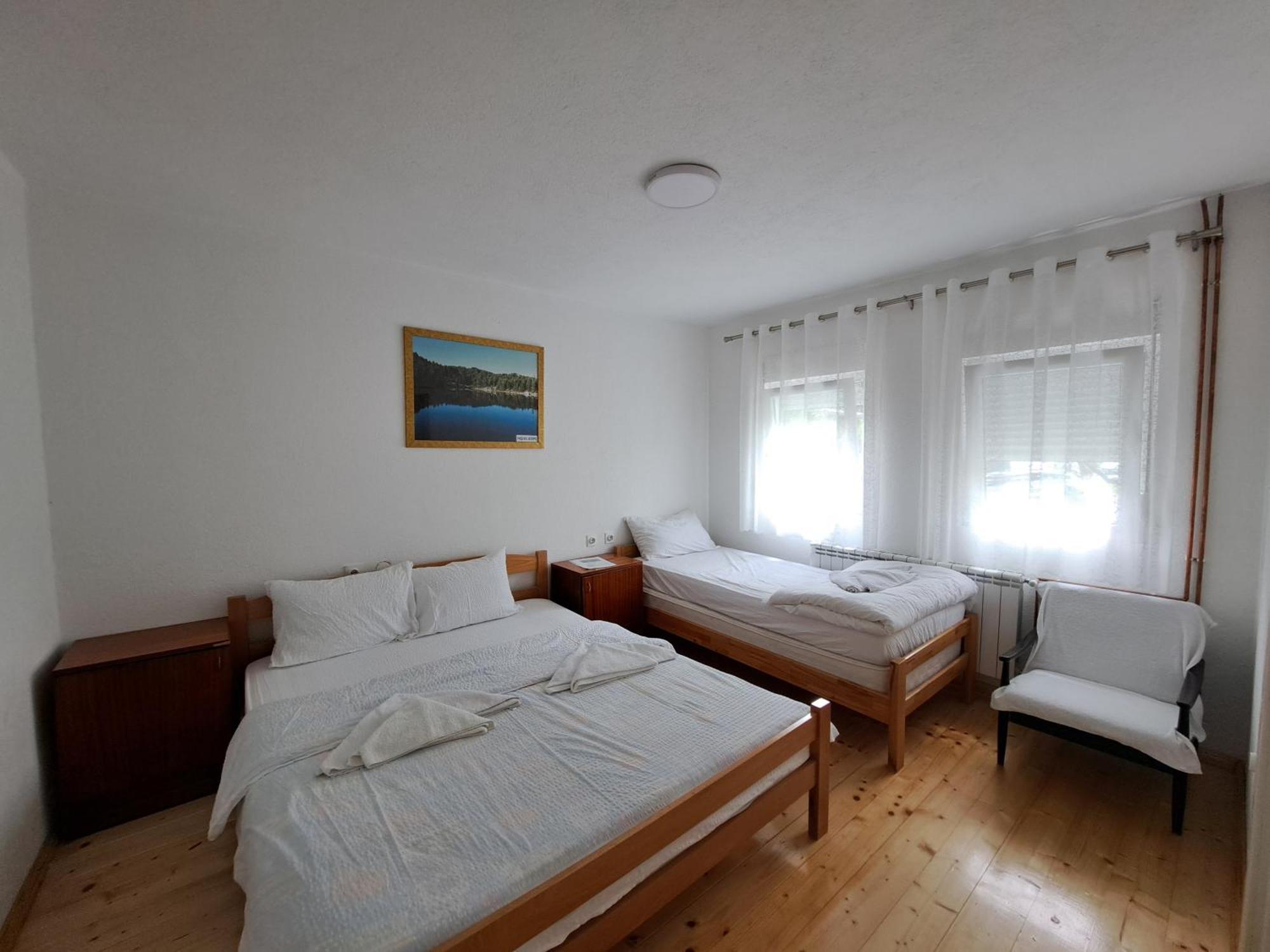 Rooms Lida & Friendly Home Плав Екстер'єр фото